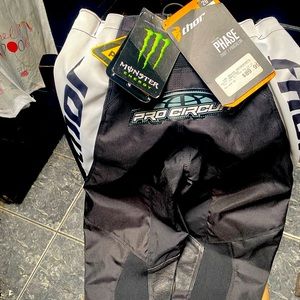 Kids S5Y size 26 Thor Monster Energy Riding Pants